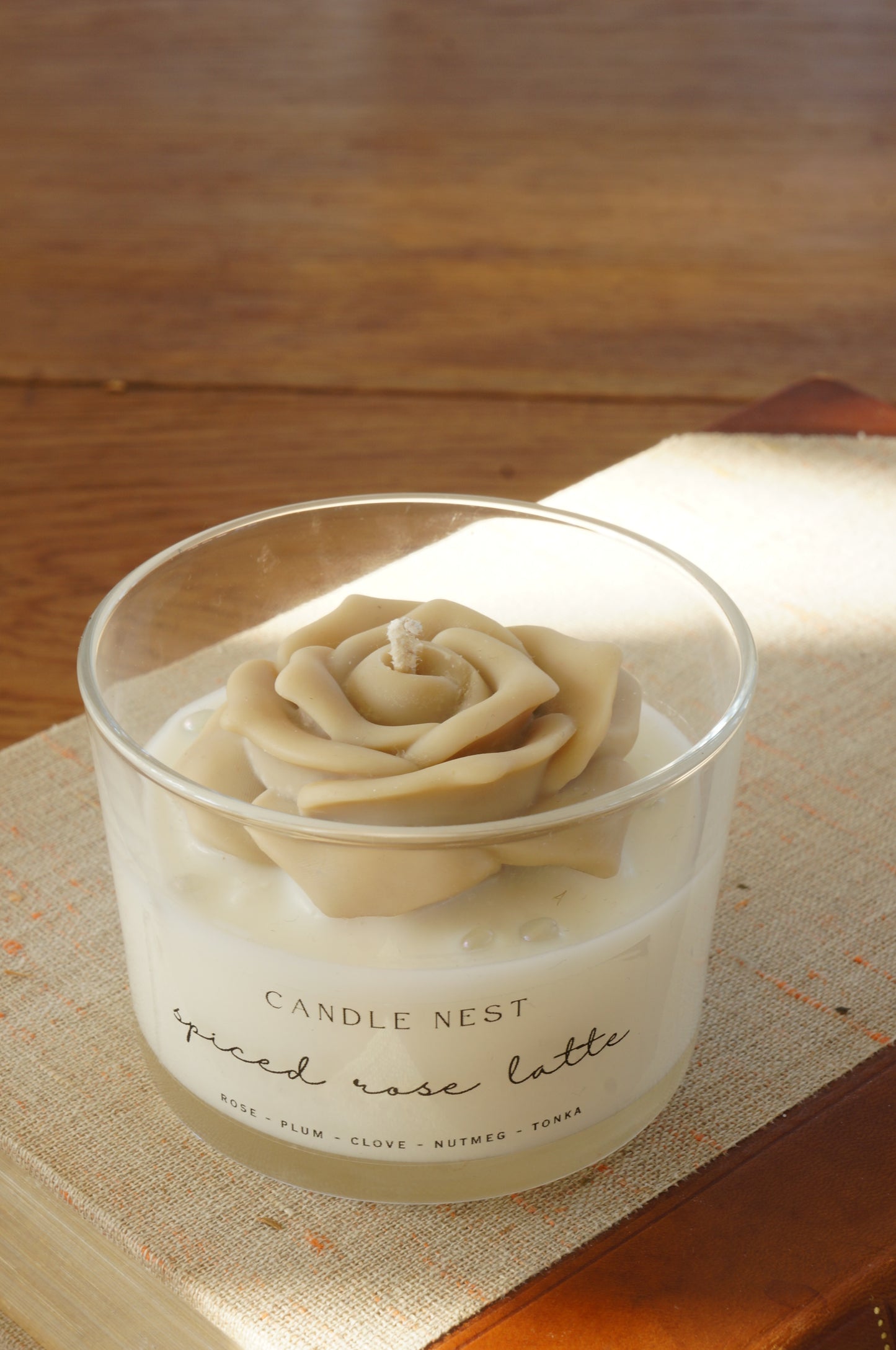 Doftljus- Spiced rose latte